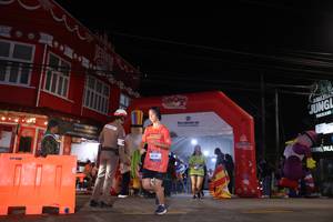 BIB: 3630
                            <button type="button" onclick="openModal(26257978)" class="btn btn-primary btn-sm float-right btn-popup" data-toggle="modal" data-target=".modal-high-quality">
                        <i class="fas fa-shopping-cart"></i> Add to Cart
                    </button>
                                            <button type="button" onclick="isThisMe(26257978, true)" class="btn btn-success btn-sm float-right btn-popup btn-isme hidden" data-toggle="tooltip" data-placement="bottom" title="นี่คือรูปของคุณใช่ไหม คลิกที่นี่เพื่อเอาเข้าอัลบั้ม">
                        <i class="fas fa-plus"></i> Add to album
                    </button>
                    <button type="button" onclick="isThisMe(26257978, false)" class="btn btn-warning btn-sm float-right btn-popup btn-isnotme hidden">
                        <i class="fas fa-ban"></i> Remove from album
                    </button>